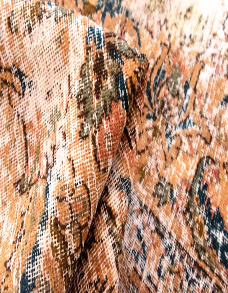 Detail image of 9' 3 x 13' 1 Vintage Royal Wool Rug