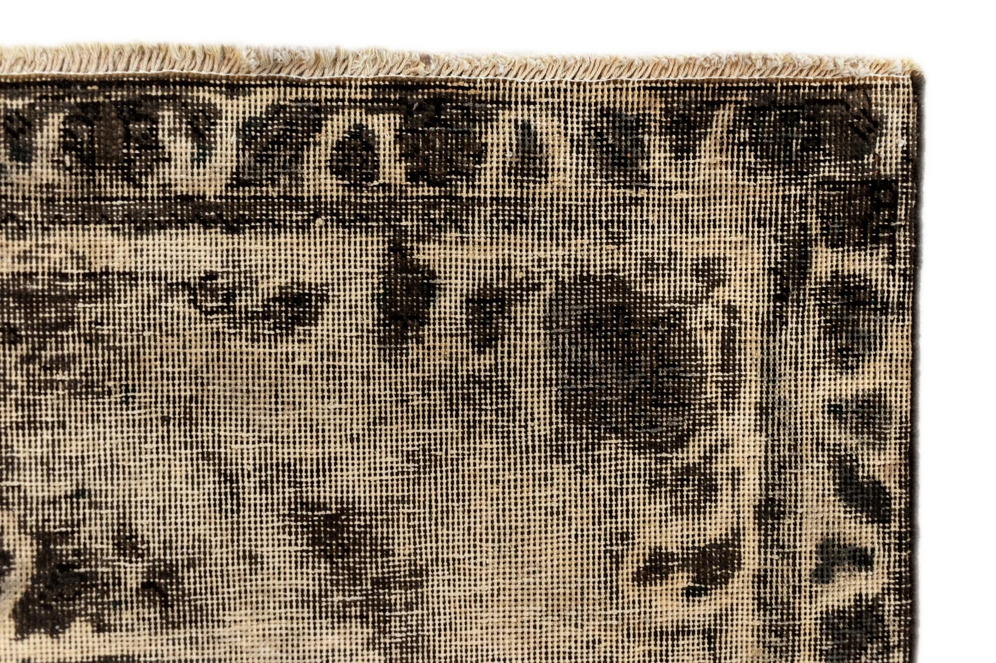 7' 11 x 11' 3 Vintage Royal Wool Rug