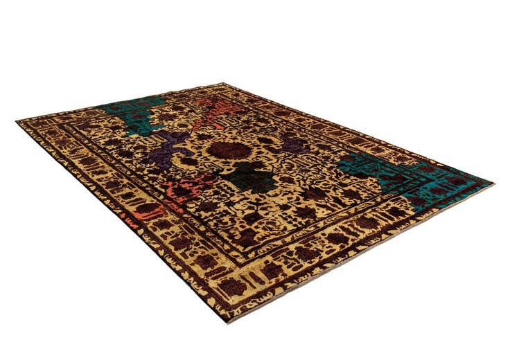 Detail image of 7' 5 x 10' 11 Vintage Royal Wool Rug