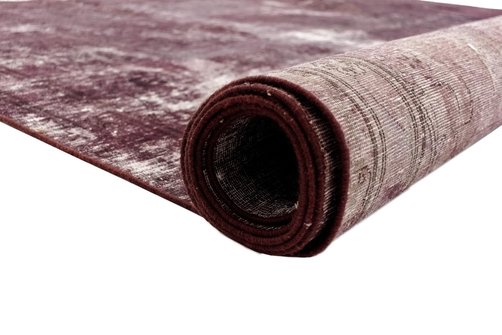 7' 8 x 10' 7 Vintage Royal Wool Rug