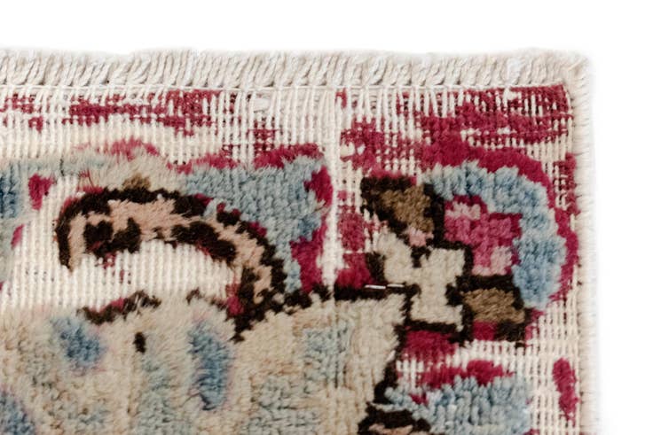 Detail image of 8' 2 x 9' 8 Vintage Royal Wool Rug