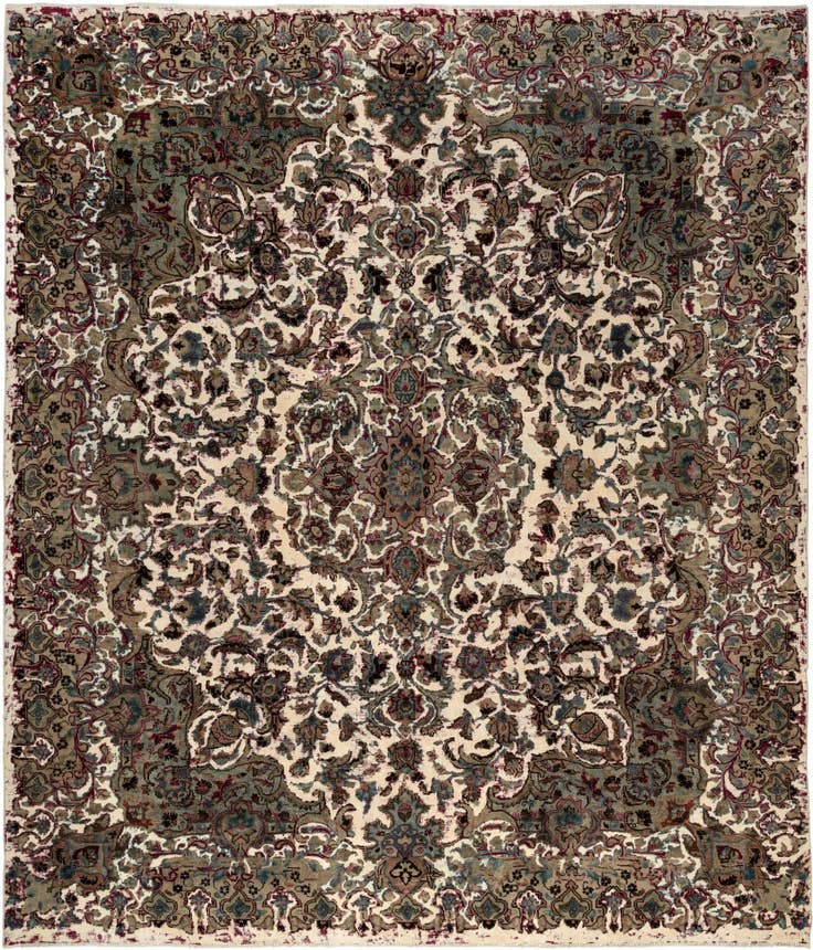 Detail image of 8' 2 x 9' 8 Vintage Royal Wool Rug