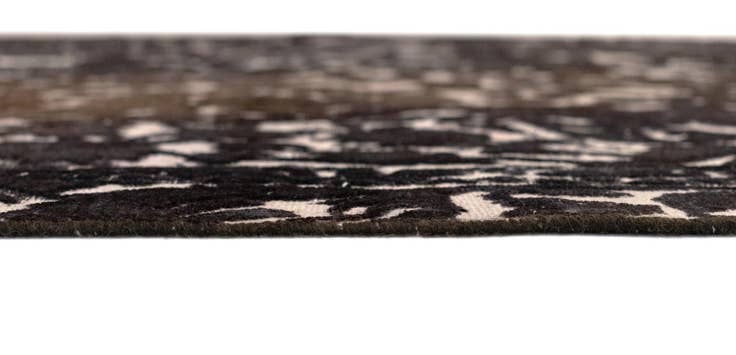 Detail image of 7' 10 x 11' 1 Vintage Royal Wool Rug