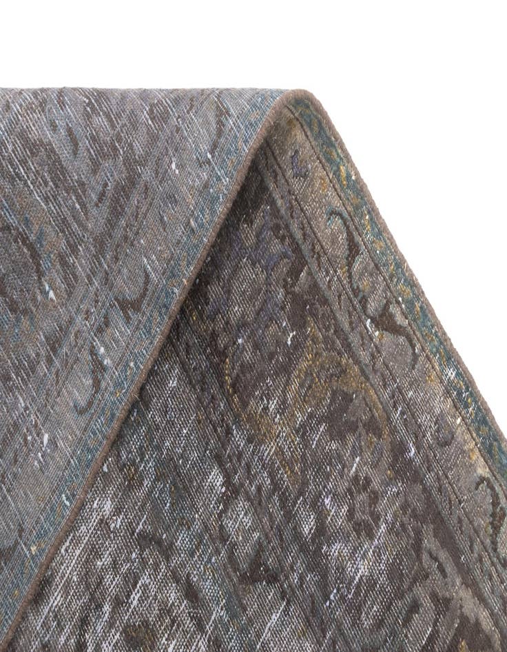 Detail image of 8' 11 x 12' 2 Vintage Royal Rug