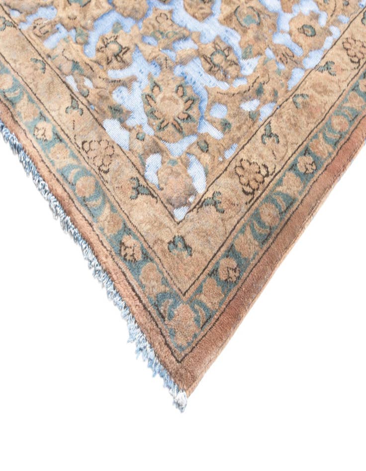 Detail image of 9' 6 x 13' 1 Vintage Royal Rug