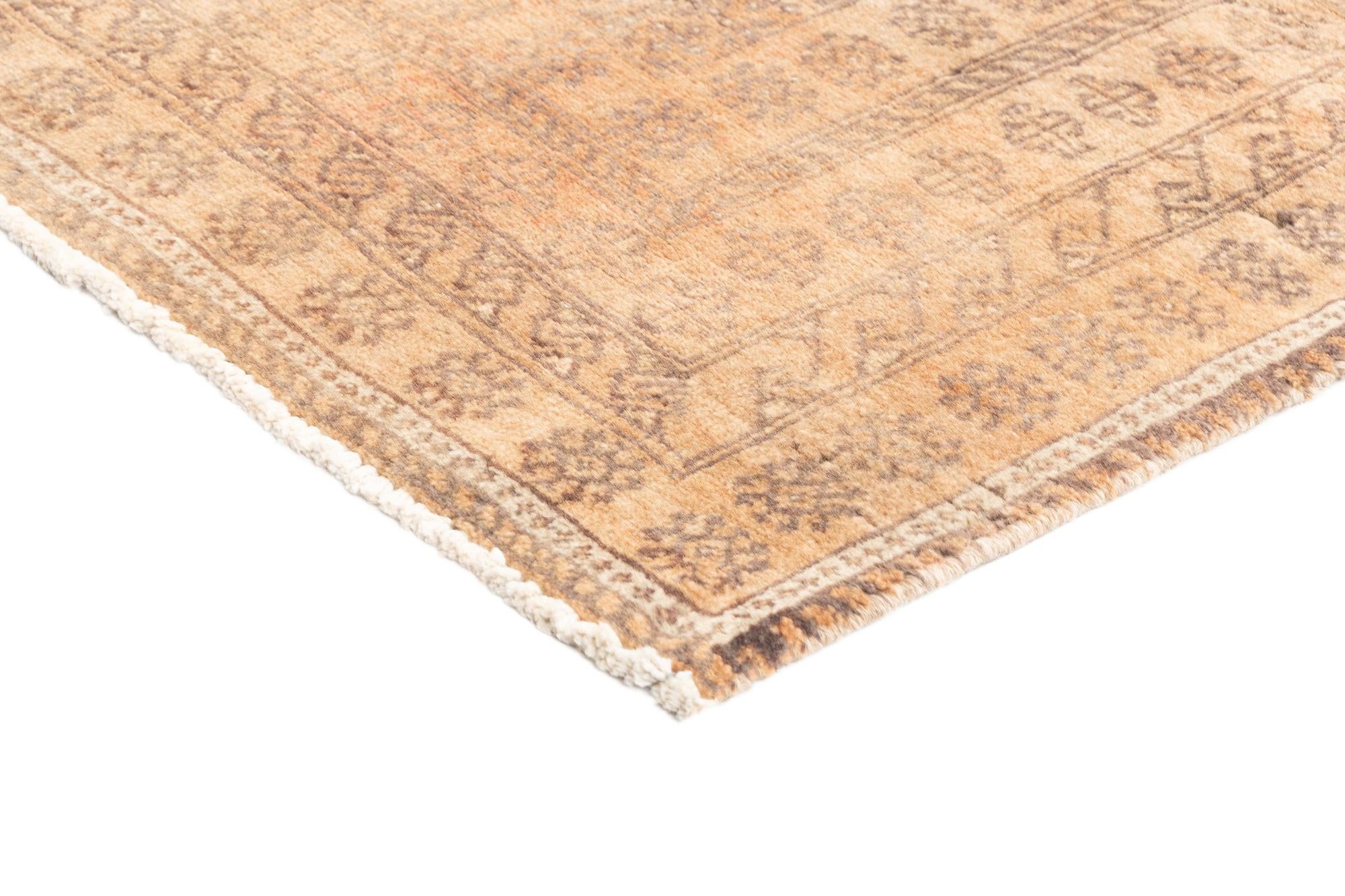 4' 3 x 6' 11 Vintage Royal Rug