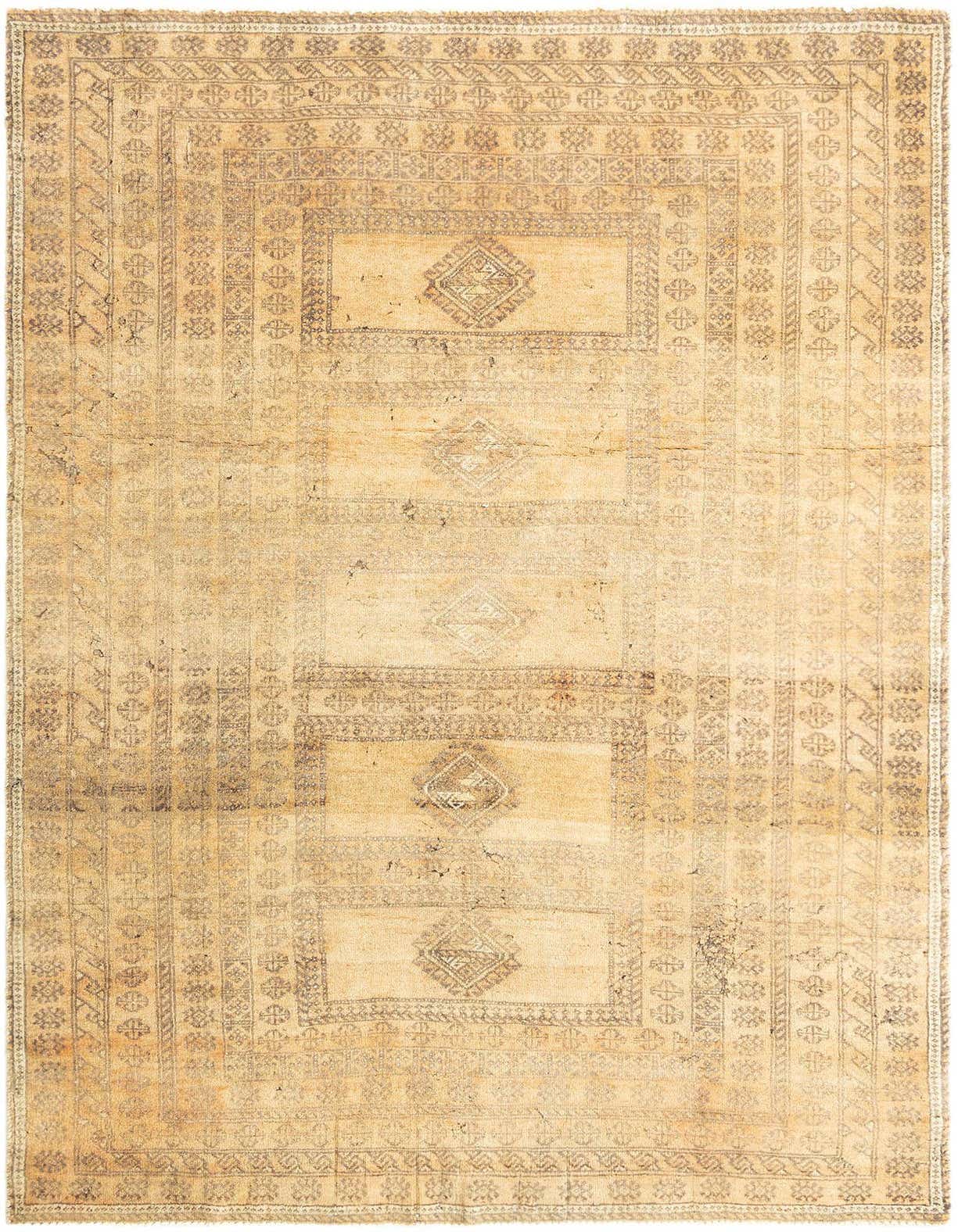 Primary image 4' 3 x 6' 11 Vintage Royal Rug