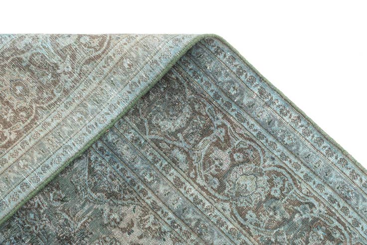 Detail image of 9' 7 x 12' 2 Vintage Royal Rug