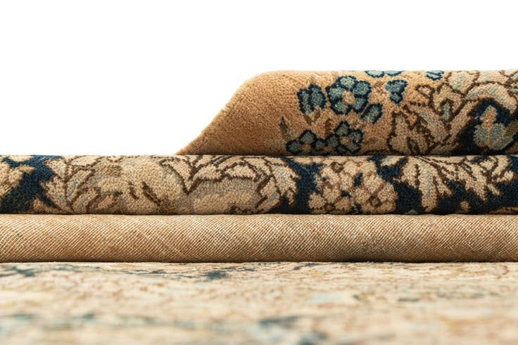 Detail image of 9' 1 x 11' 10 Vintage Royal Rug