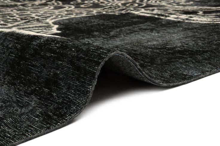 Detail image of 9' 5 x 12' 4 Vintage Wool Rug