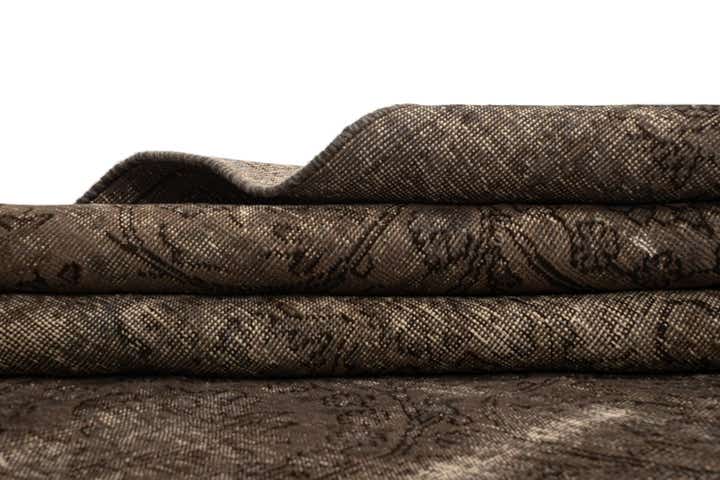 5' 8 x 8' 11 Vintage Rug