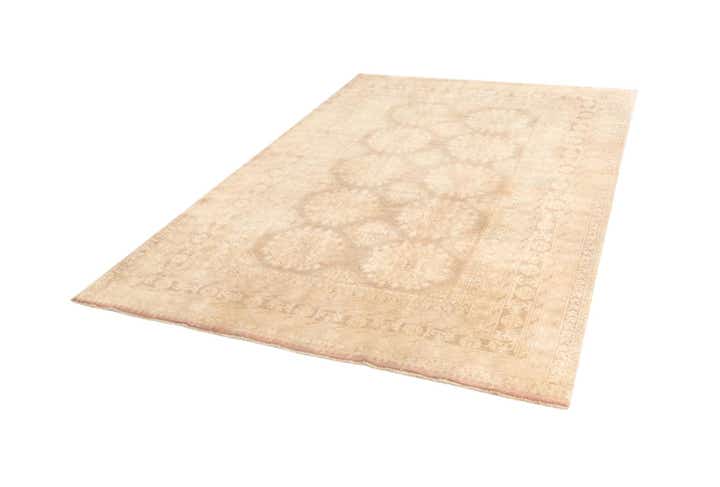 6' 2 x 8' 11 Vintage Rug