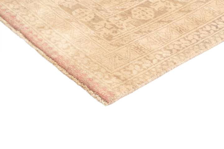 6' 2 x 8' 11 Vintage Rug