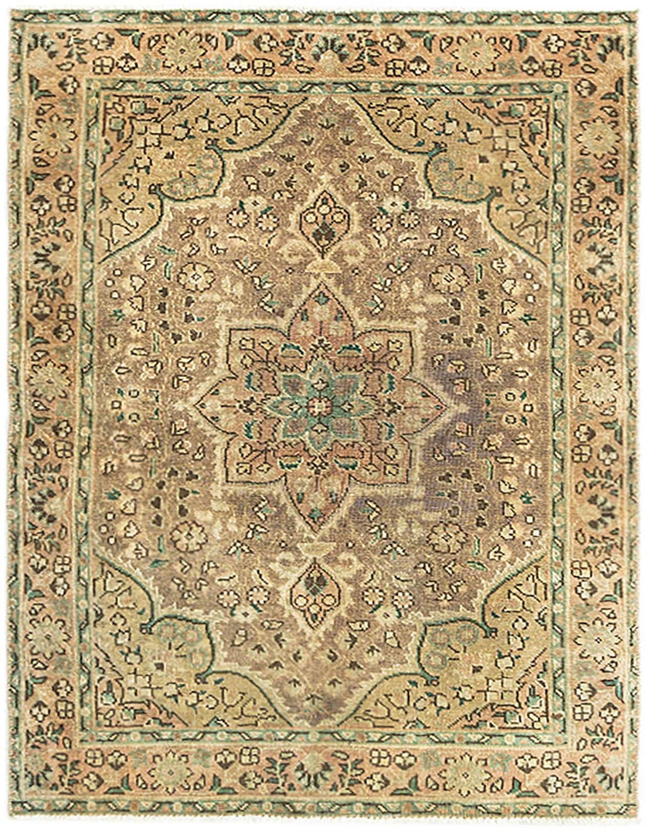 Primary image 3' x 4' 10 Vintage Rug