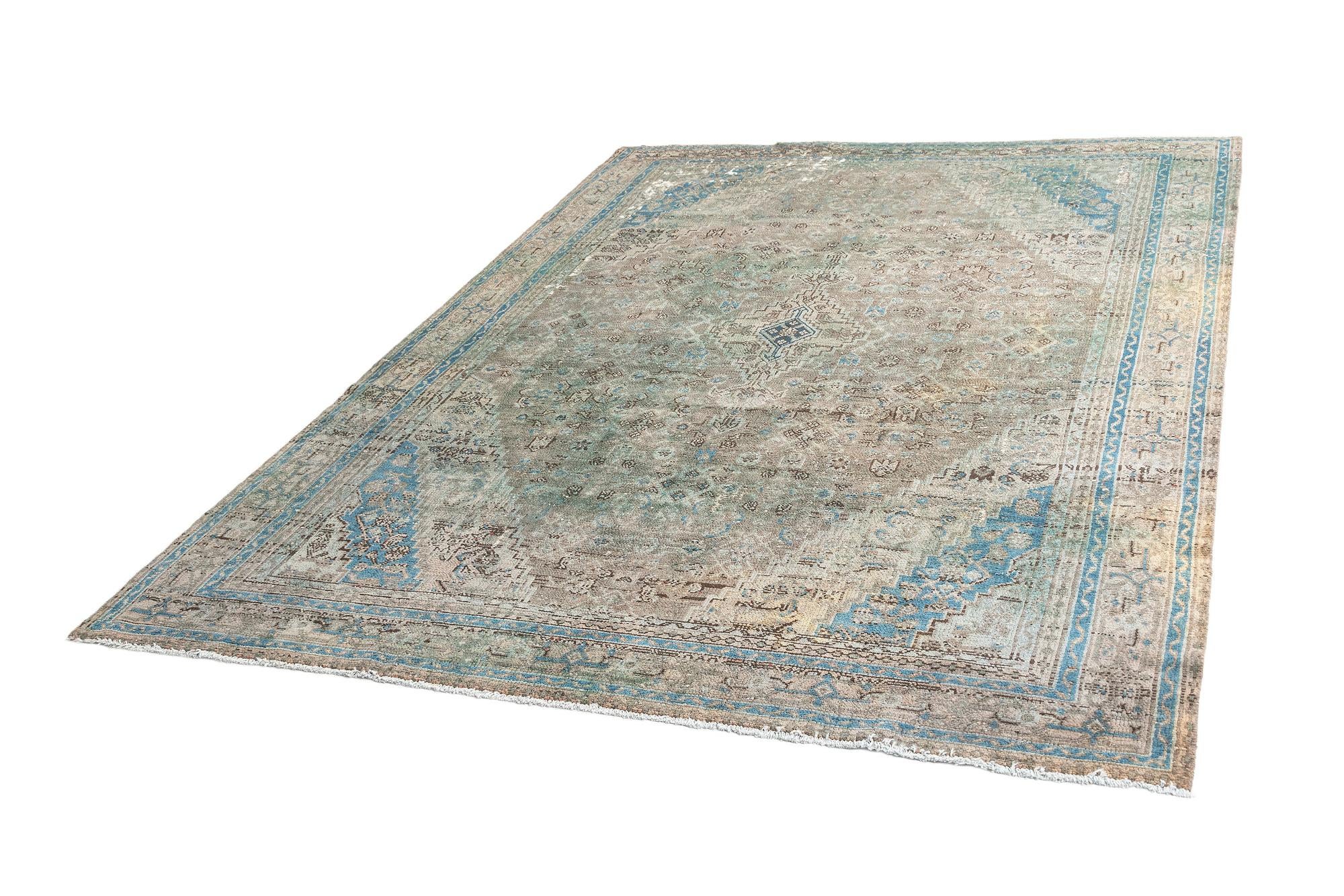 7' 11 x 10' 11 Vintage Rug