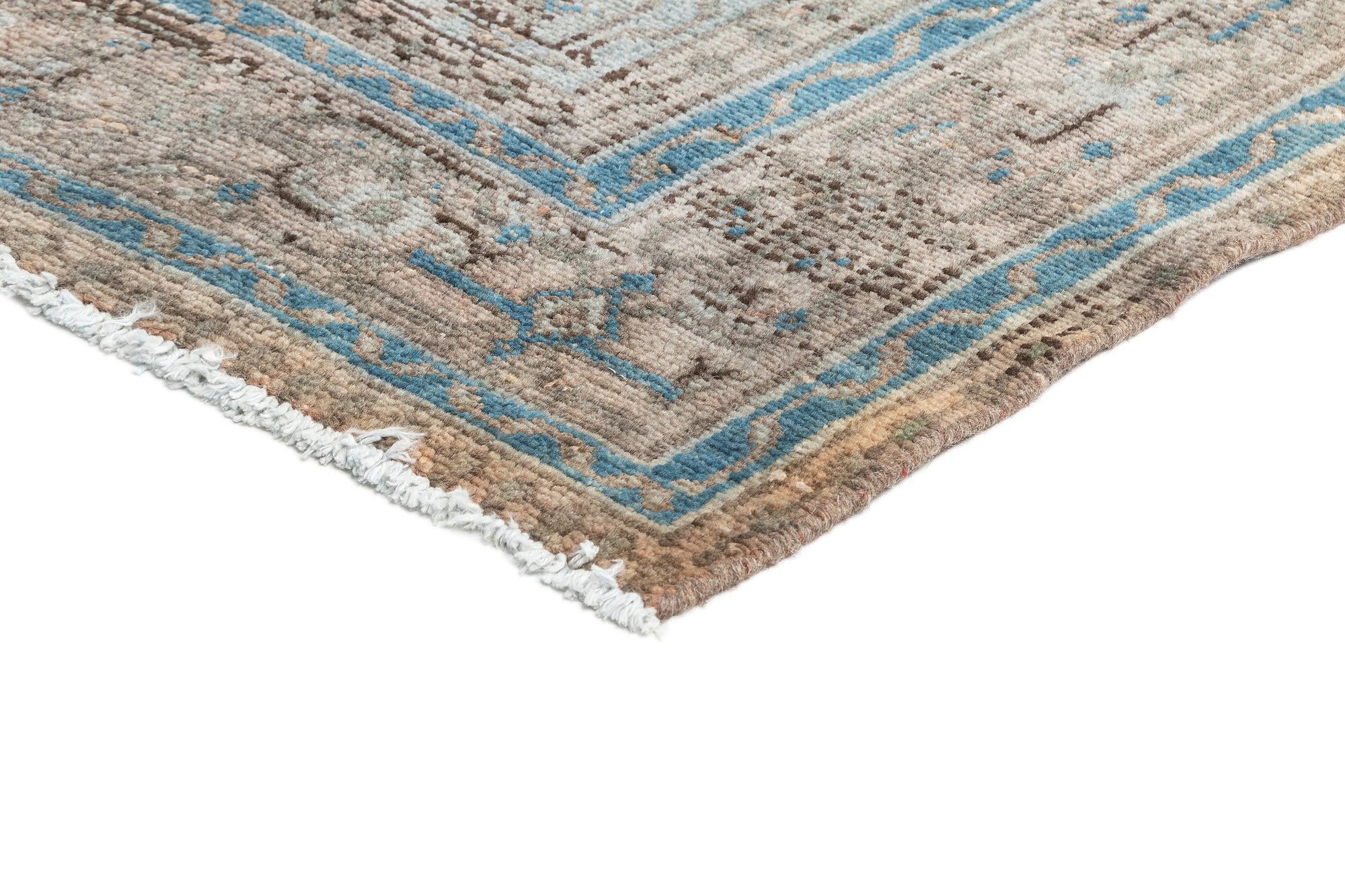 7' 11 x 10' 11 Vintage Rug