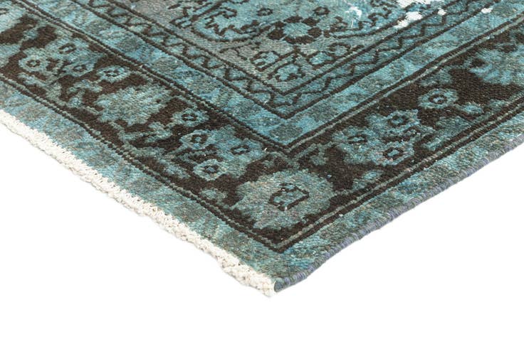 Detail image of 6' 7 x 9' 3 Vintage Rug