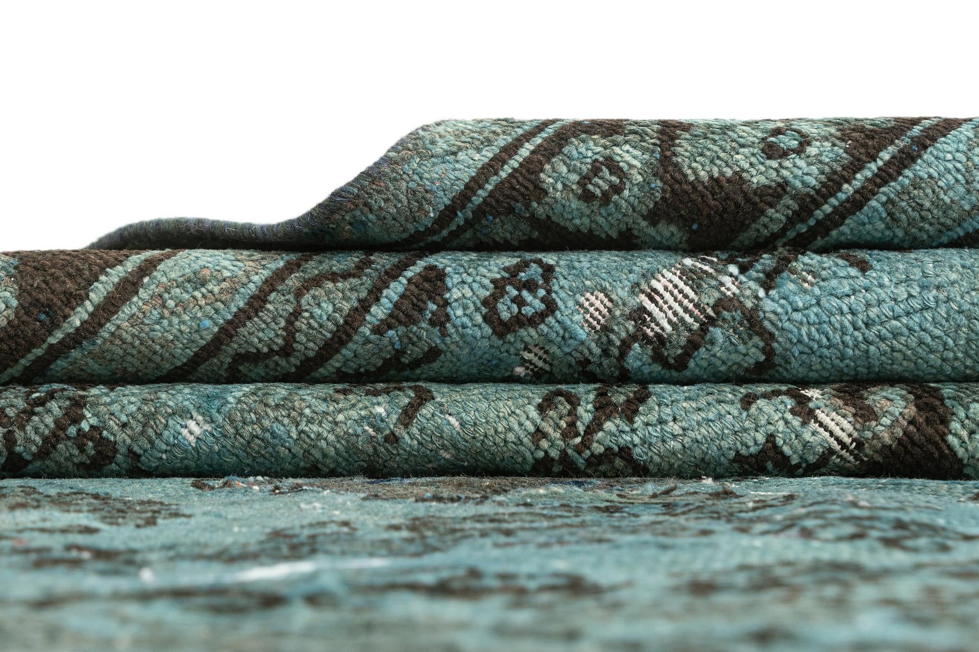 6' 7 x 9' 3 Vintage Rug