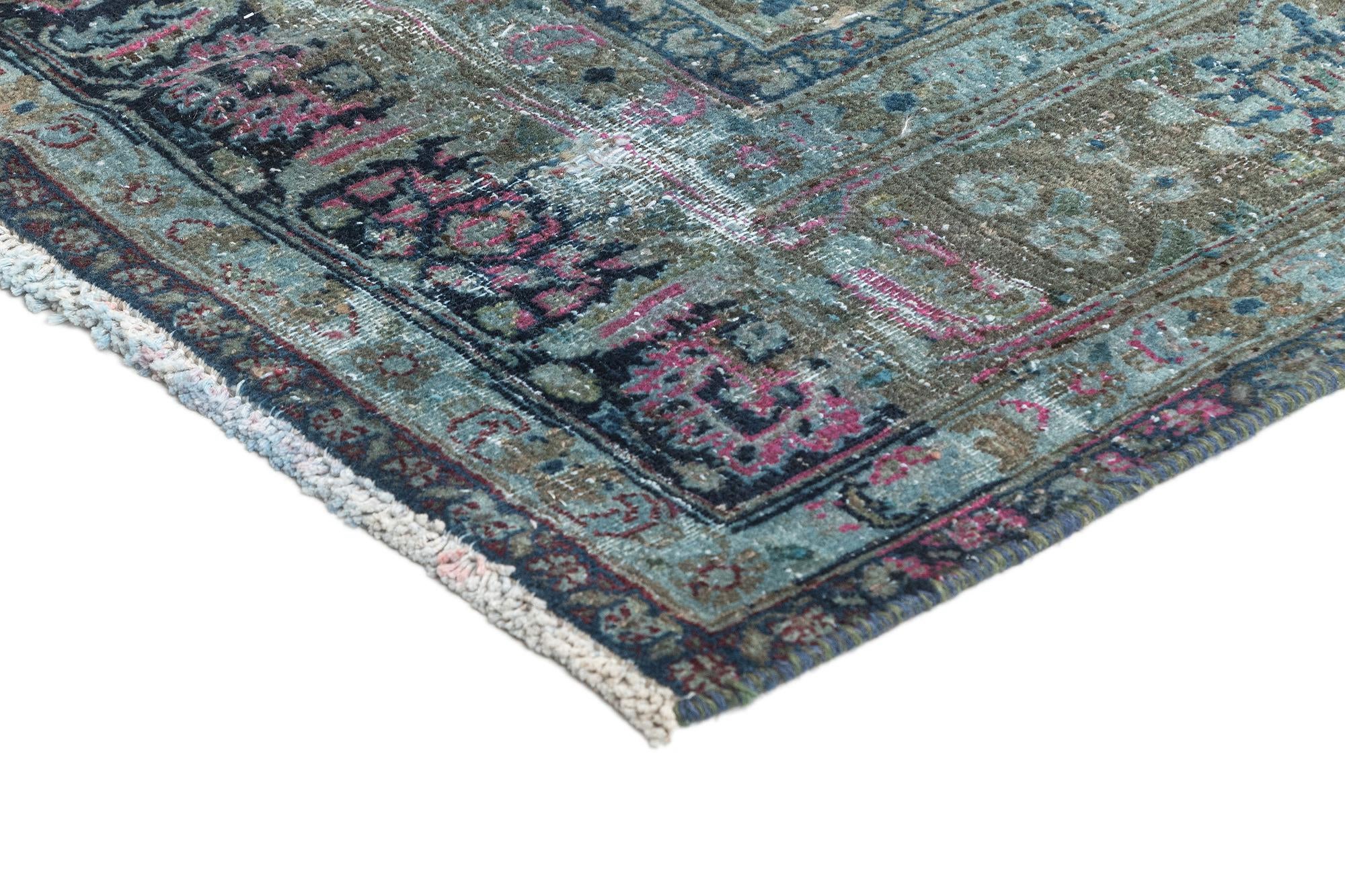 6' 2 x 10' Vintage Rug