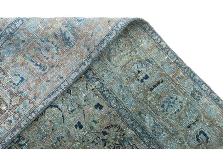 6' 2 x 10' Vintage Rug