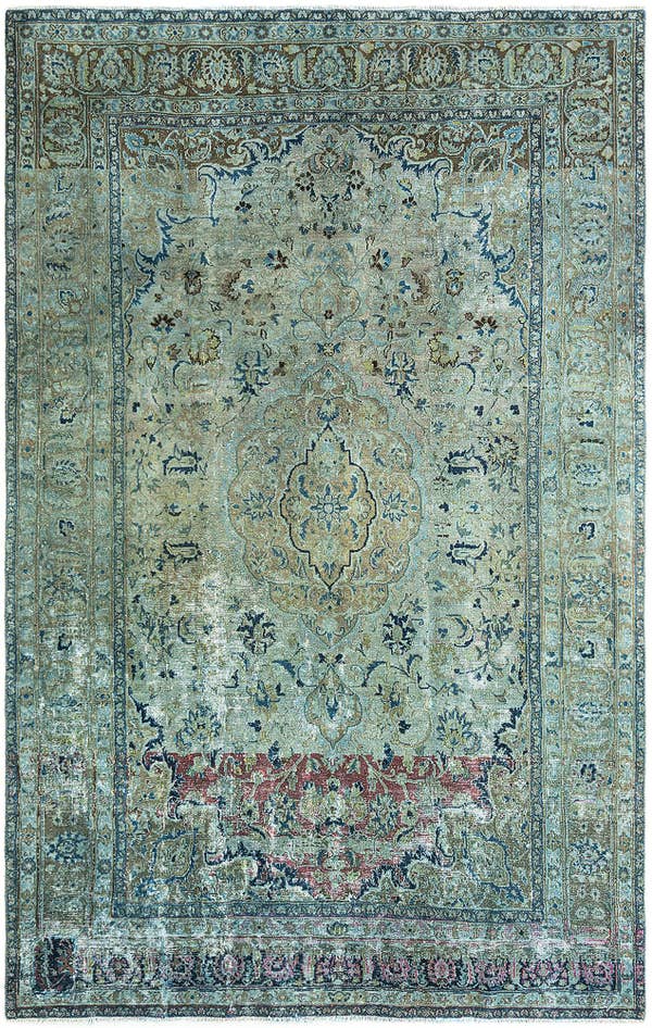 Detail image of 6' 2 x 10' Vintage Rug