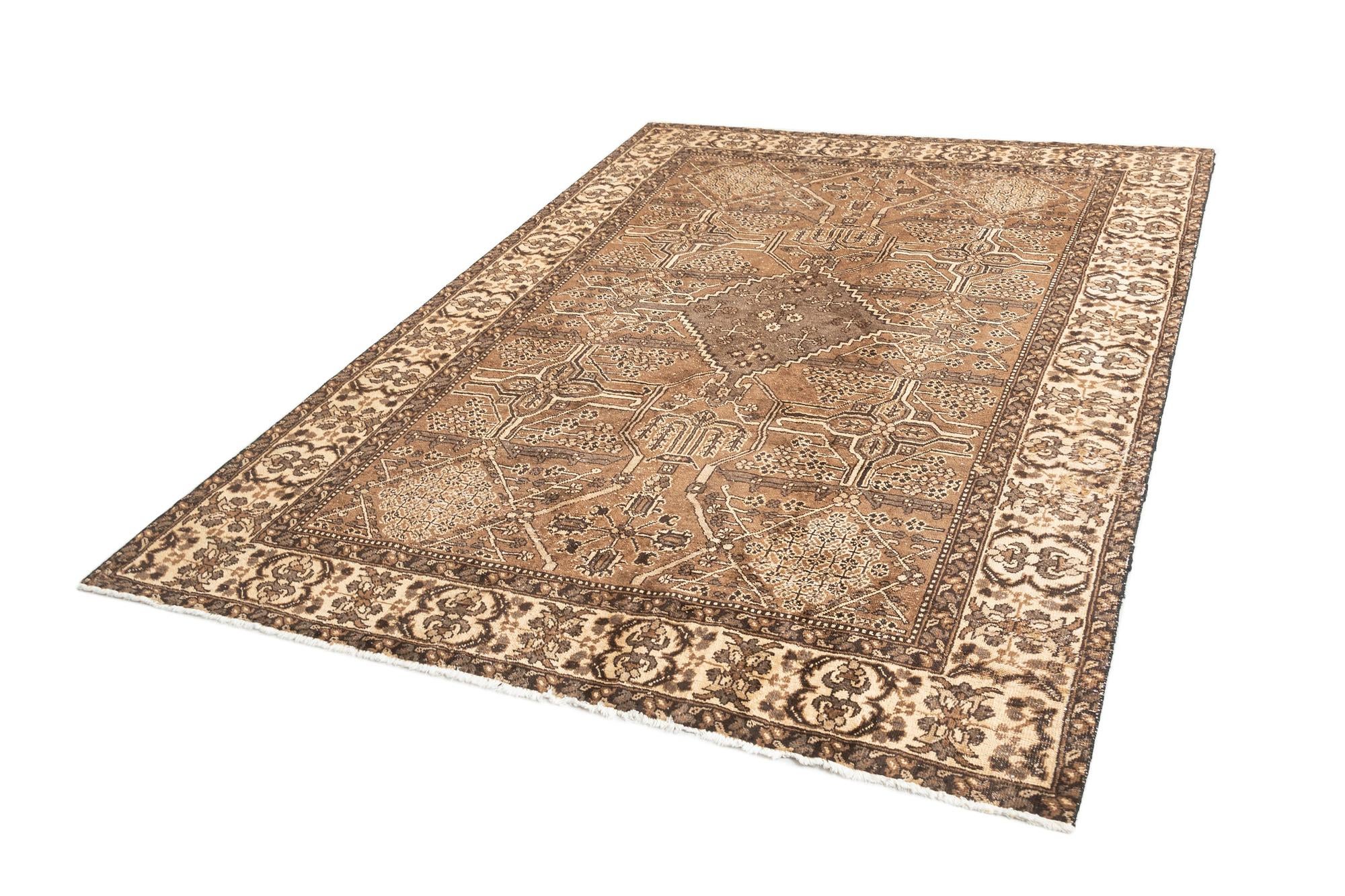 7' 7 x 10' 10 Vintage Rug