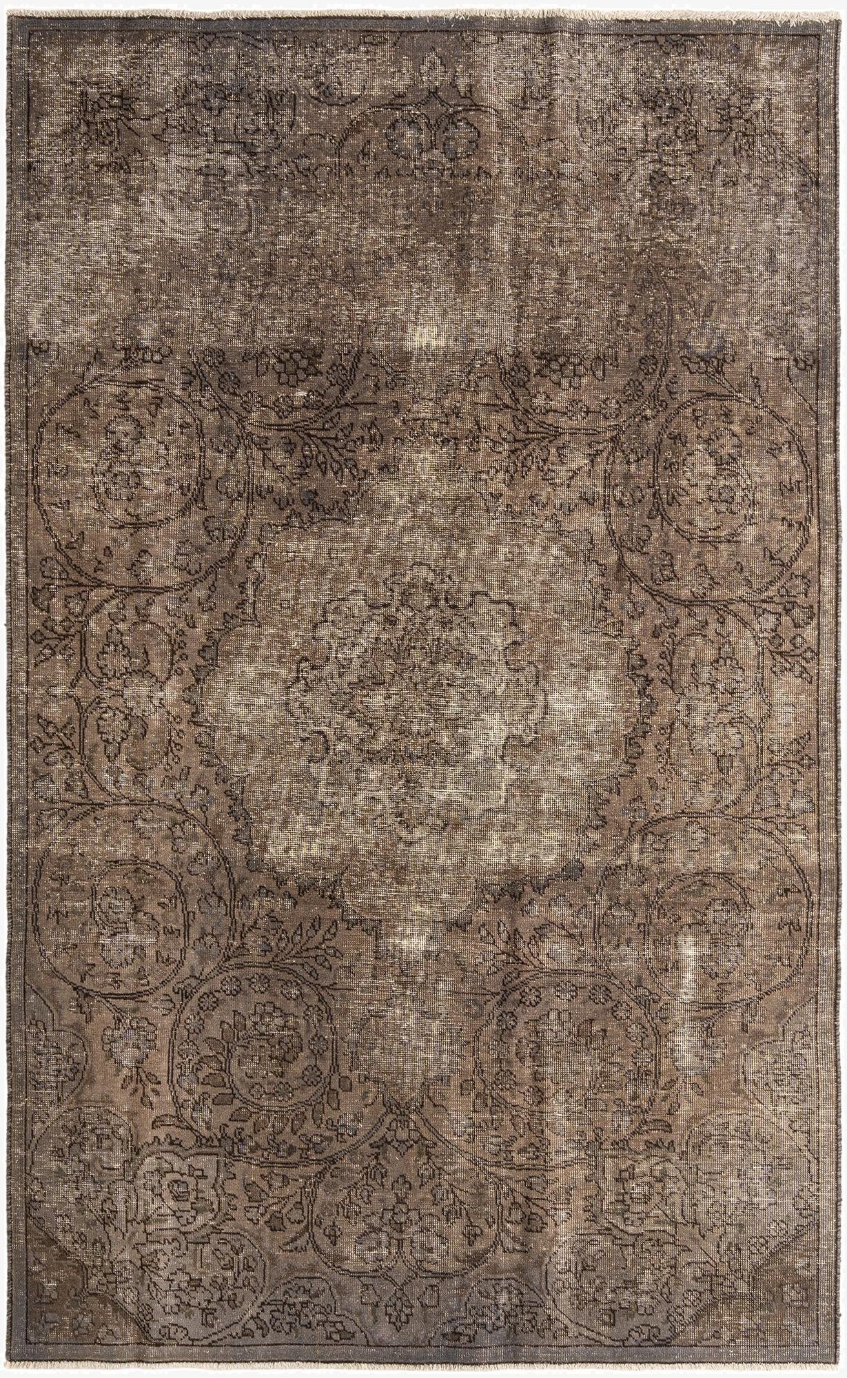 5' 8 x 8' 11 Vintage Rug
