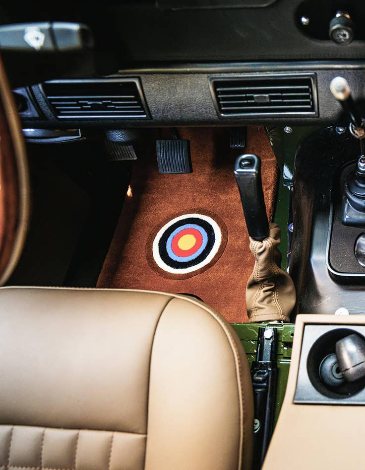 Detail image of 1' 4 x 2'  Hand Knotted WM Brown Driver Rug