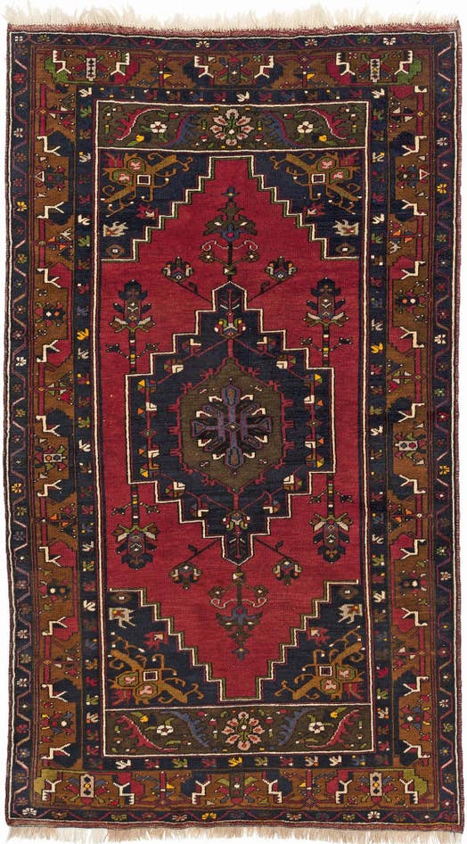 Detail image of 3' 10 x 6' 11 Yahyali Rug