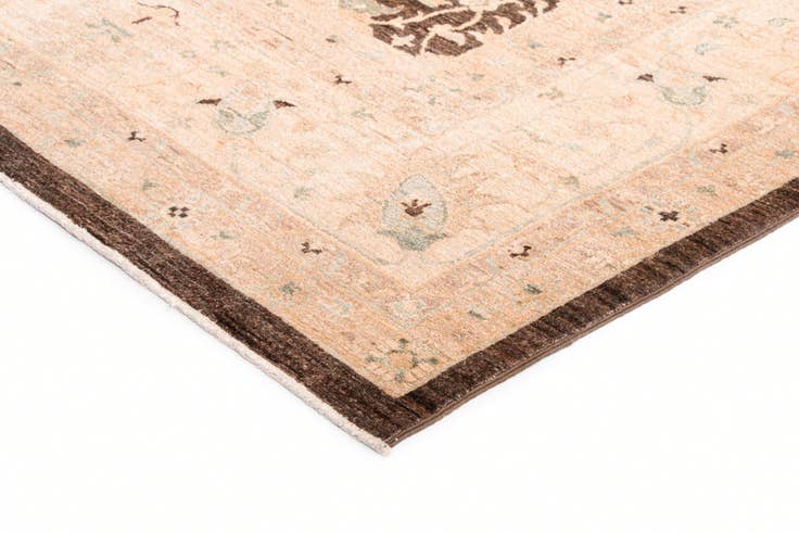 Detail image of 7' 11 x 9' 9 Ziegler Wool Rug