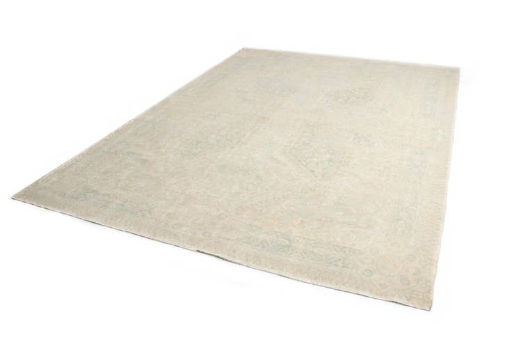 Detail image of 8' 8 x 11' 11 Hand Knotted Ziegler Rug