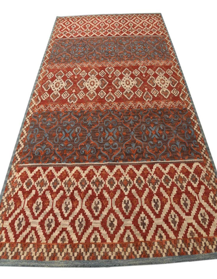 Detail image of 8' x 9' 11 Luna Rug