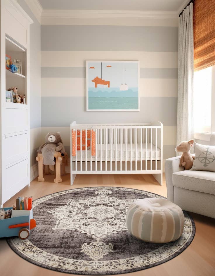 Detail image of 4' x 4' Arcadia Round Rug