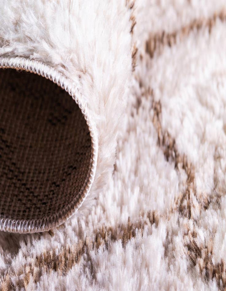 Detail image of 4' 7 x 4' 7 Artemis Round Rug