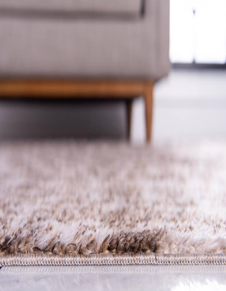 Detail image of 4' 7 x 4' 7 Artemis Round Rug