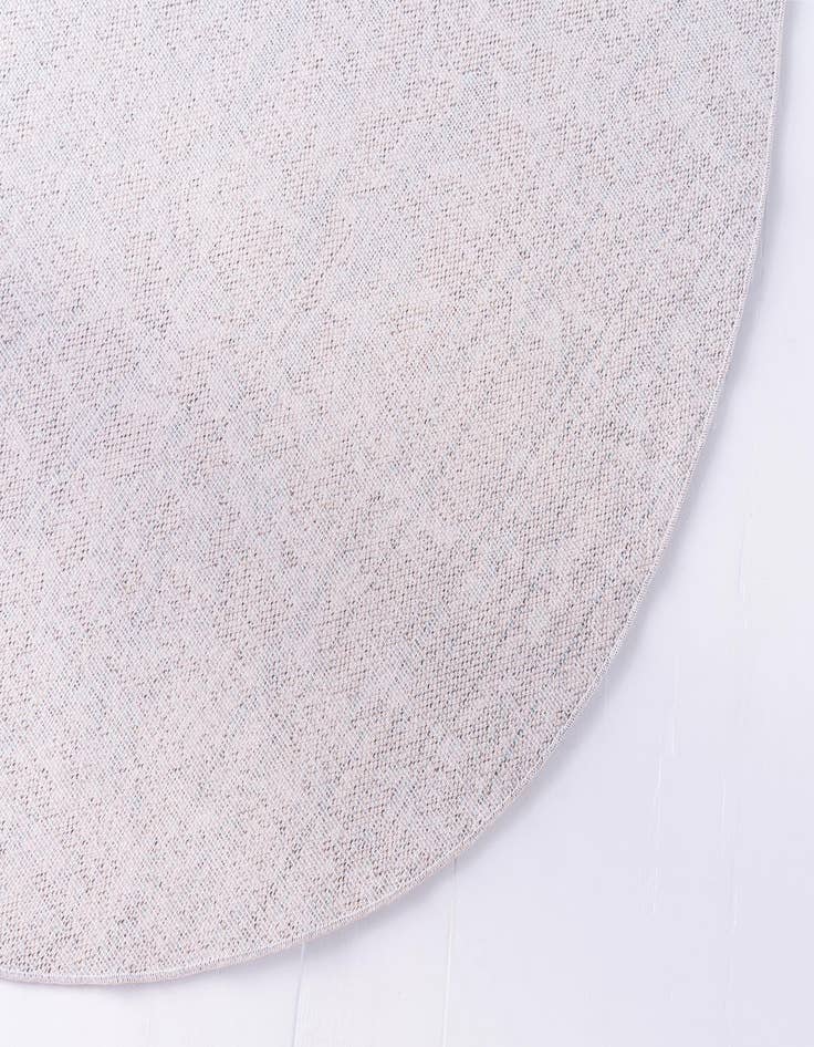 Detail image of 4' 7 x 4' 7 Atlas Round Rug