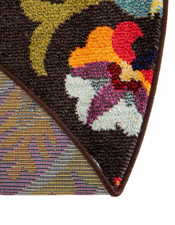 Detail image of 6' x 6'  Washable Casablanca Round Rug