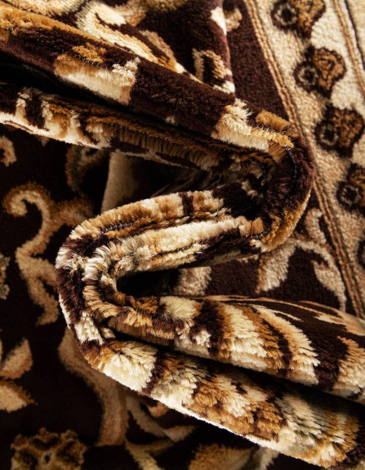 Detail image of 6' x 6' Chateau Round Rug