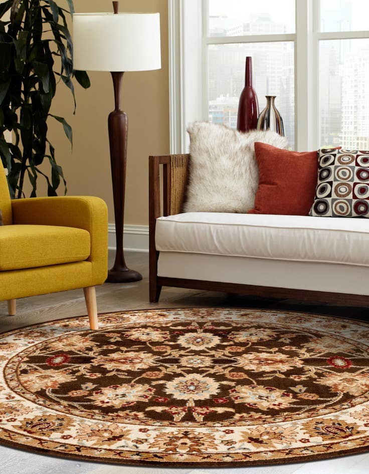 Detail image of 7' 10 x 7' 10 Classic Agra Round Rug