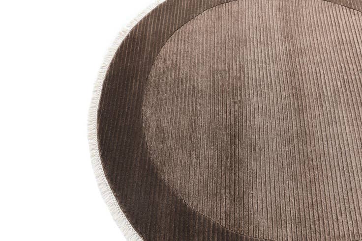 Detail image of 4' 10 x 4' 10 Hand Knotted Darya Wool Round Rug