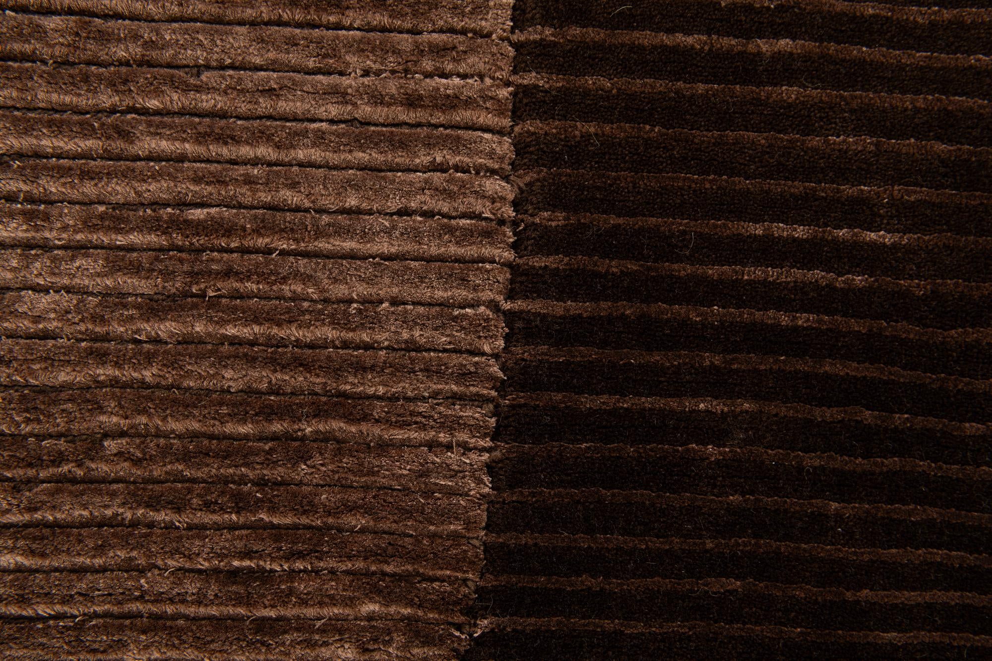 6' 7 x 6' 7 Hand Knotted Darya Wool Round Rug