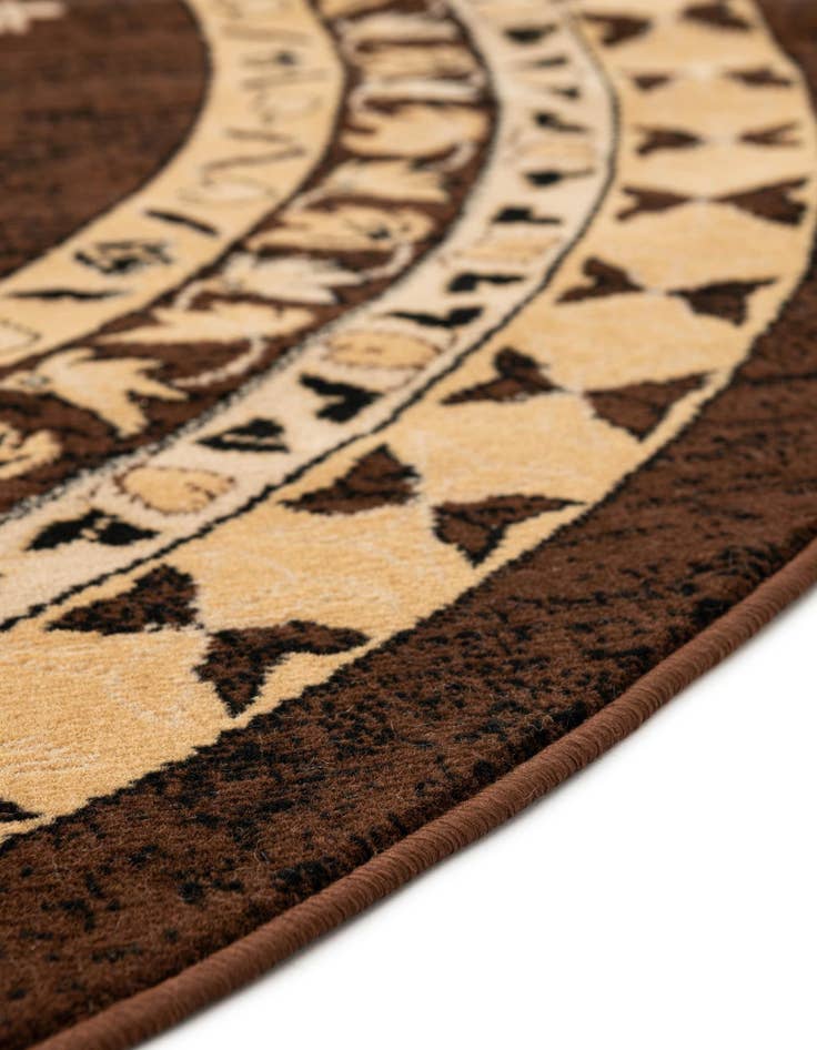Detail image of 7' 10 x 7' 10 Heriz Design Round Rug