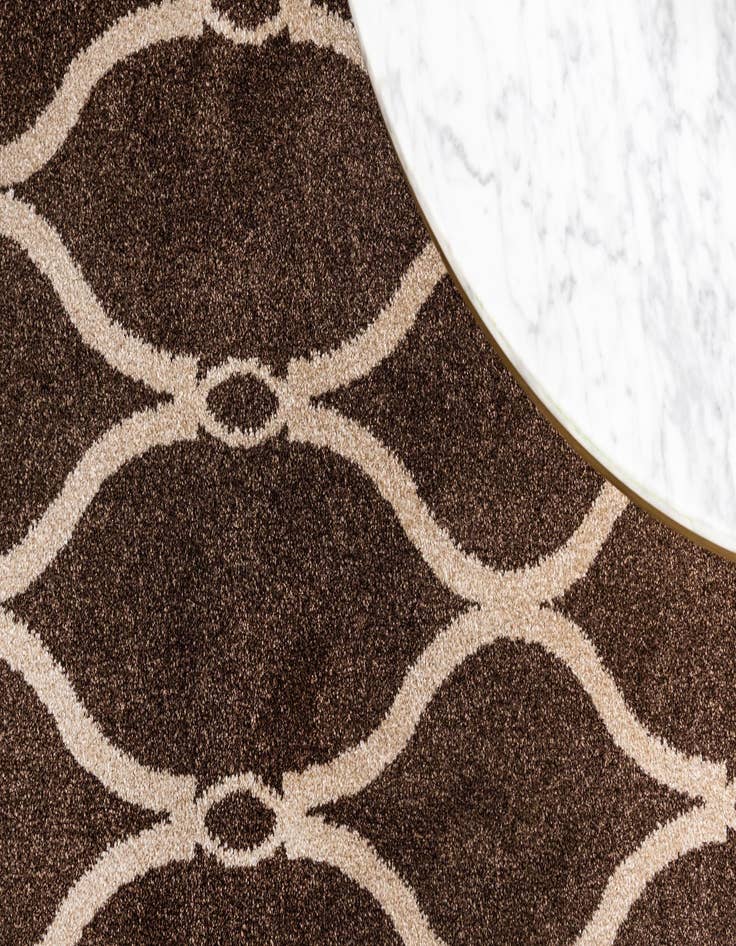 Detail image of 8' x 8' Lattice Round Rug