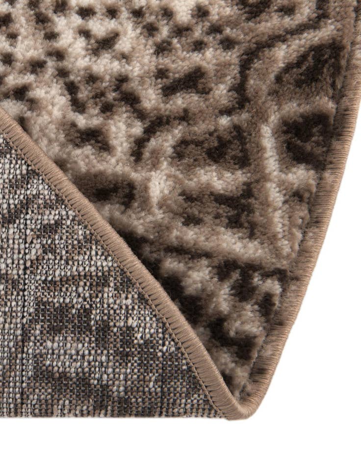 Detail image of 7' x 7' Monaco Round Rug