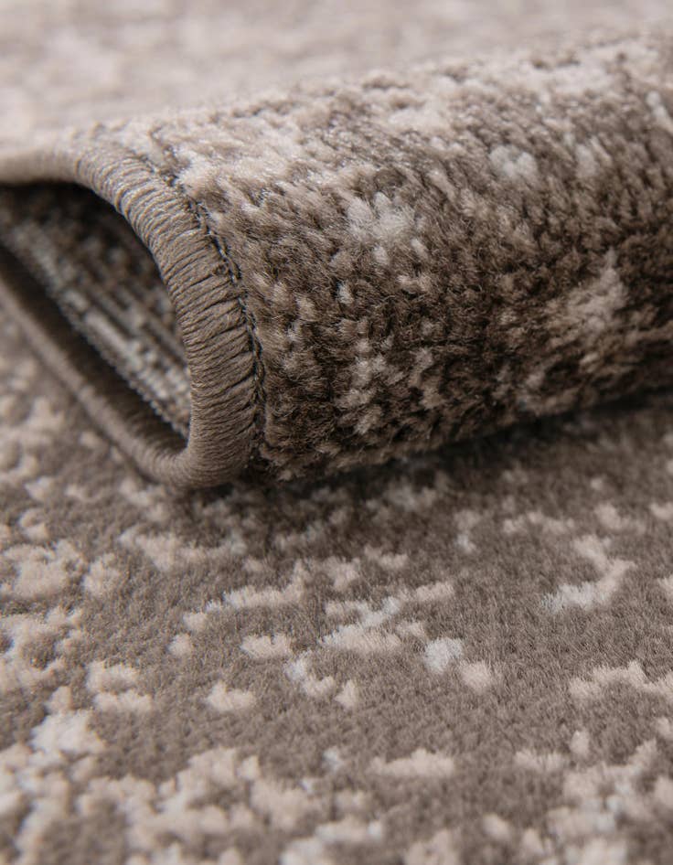 Detail image of 7' x 7' Monte Carlo Round Rug