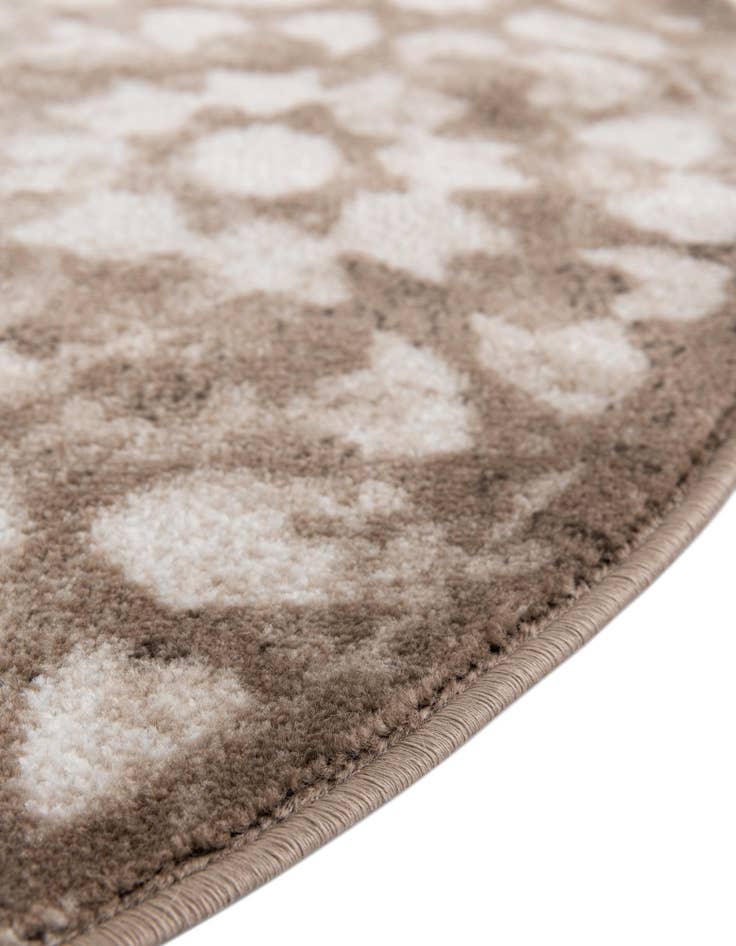 Detail image of 7' x 7' Monte Carlo Round Rug