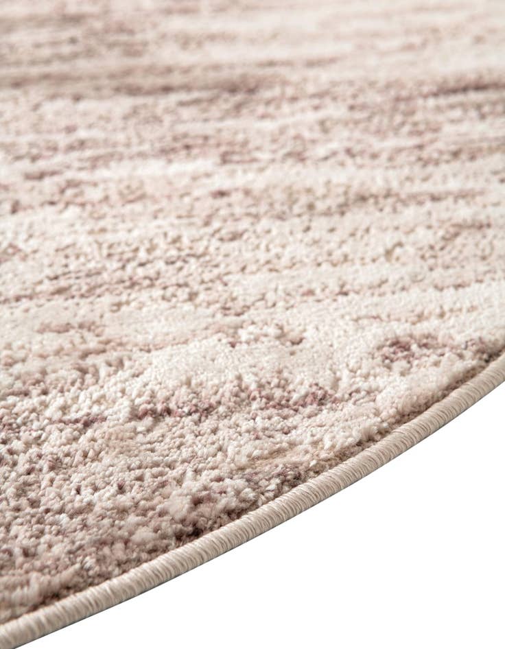 Detail image of 7' x 7' Oasis Round Rug