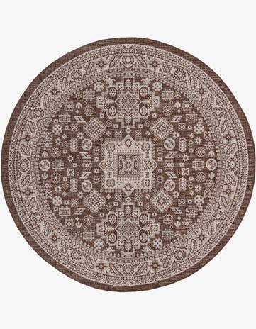 7' 10 x 7' 10 Easy-Clean Aztec Indoor / Outdoor Round Rug