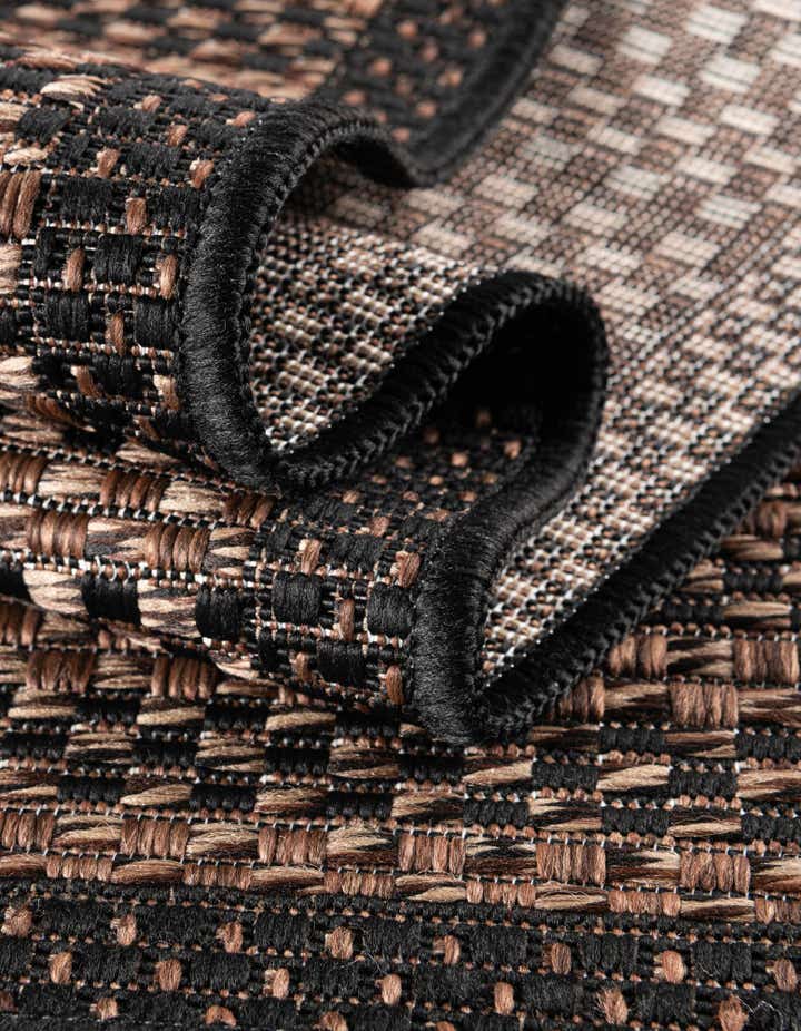 6' x 6' Easy-Clean Border Indoor / Outdoor Round Rug