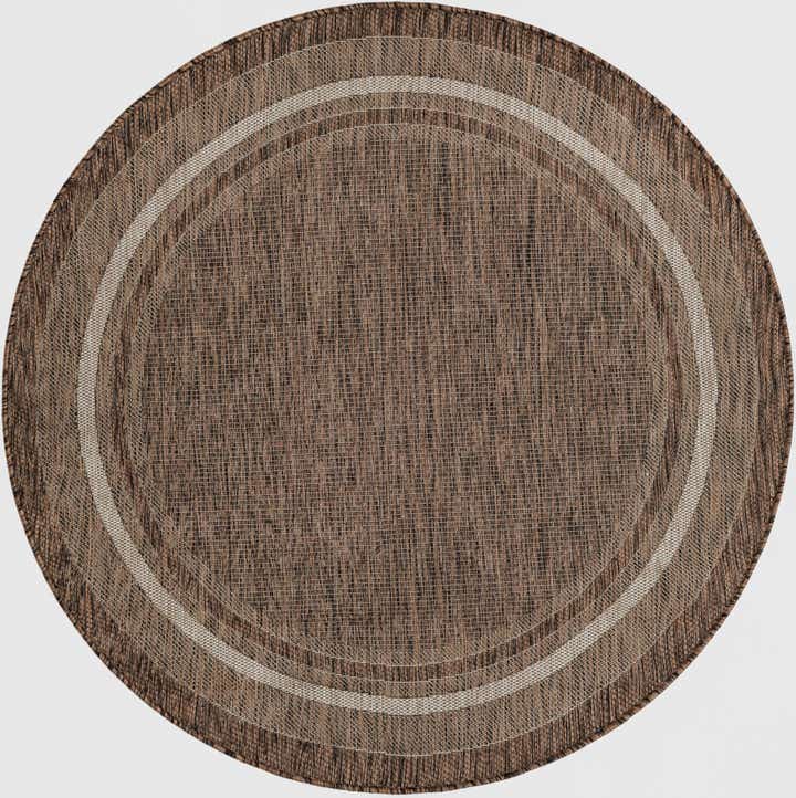 5' 3 x 5' 3 Easy-Clean Border Indoor / Outdoor Round Rug